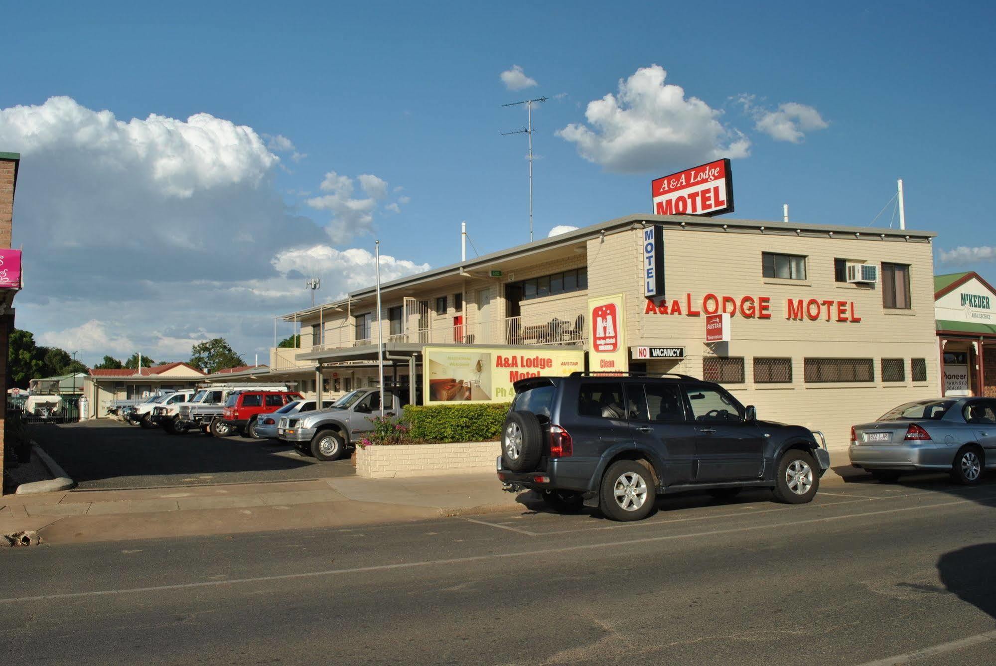 A&A Lodge Motel Emerald Kültér fotó